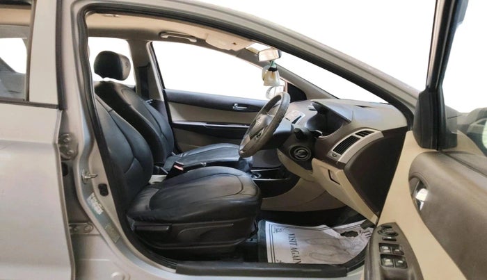 2012 Hyundai i20 ASTA 1.2, Petrol, Manual, 1,23,126 km, interior