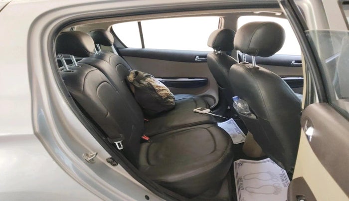 2012 Hyundai i20 ASTA 1.2, Petrol, Manual, 1,23,126 km, interior