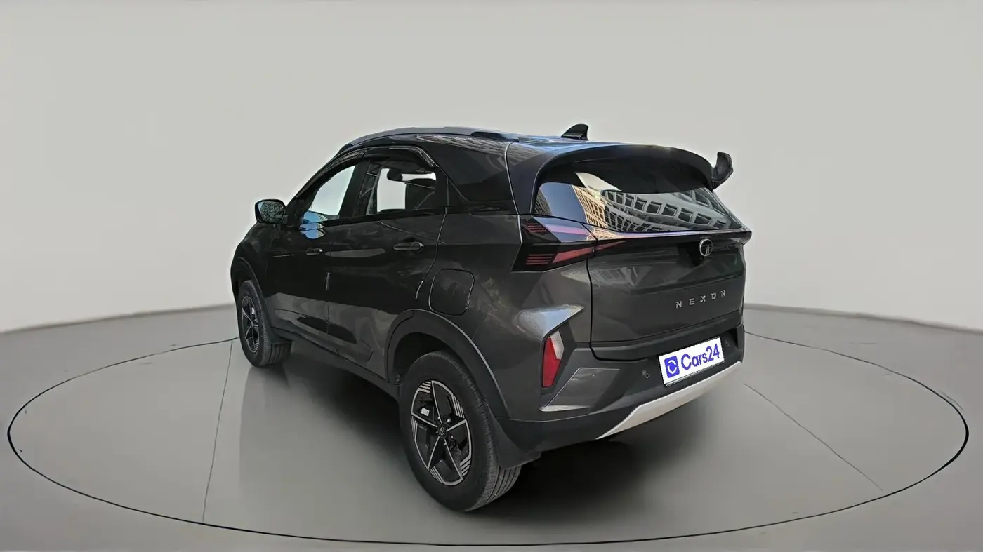 2024 Tata NEXON CREATIVE+ SUNROOF AMT 1.2 PETROL, Petrol, Automatic, 8,448 km, exterior