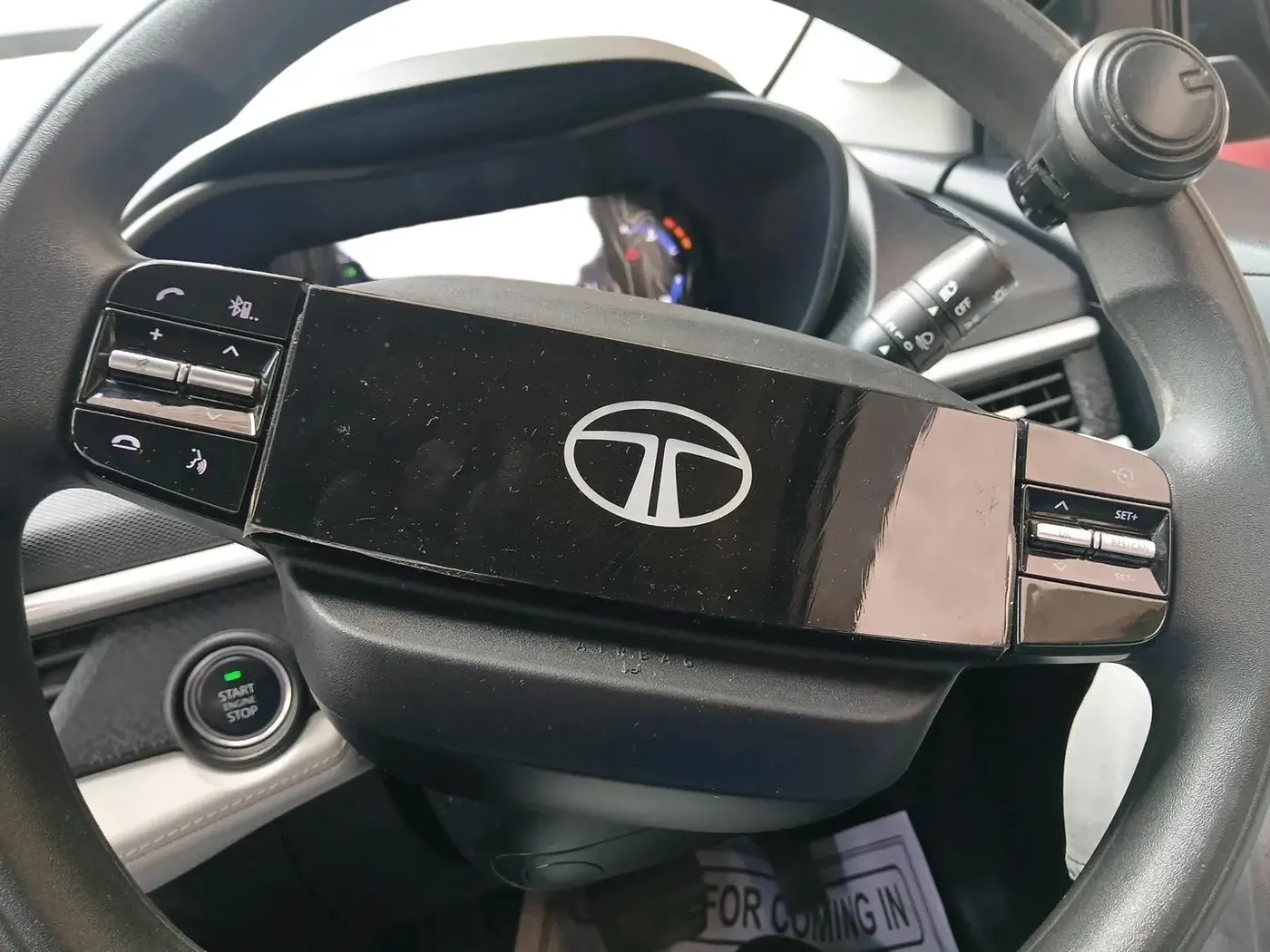 2024 Tata NEXON CREATIVE+ SUNROOF AMT 1.2 PETROL, Petrol, Automatic, 8,448 km, interior