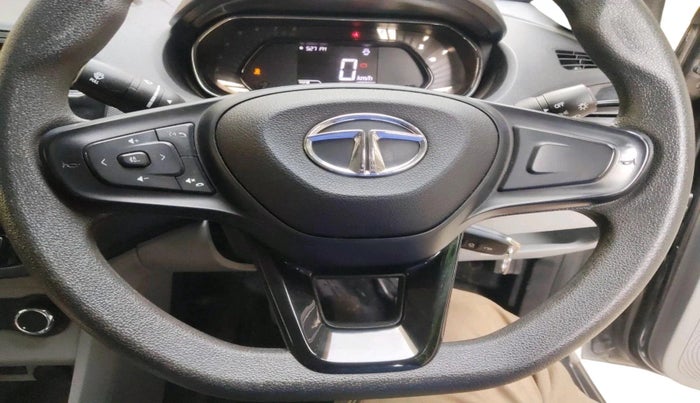 2022 Tata Tiago XT CNG, CNG, Manual, 40,814 km, interior