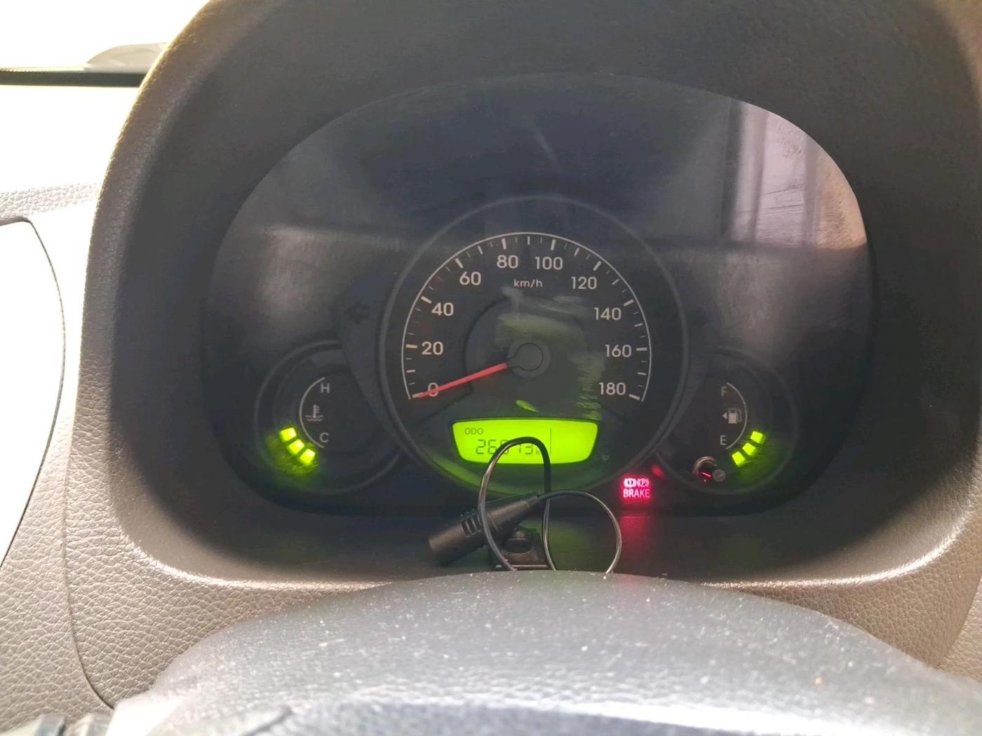2017 Hyundai Eon ERA +, Petrol, Manual, 26,813 km, interior