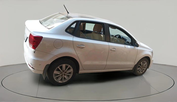 2016 Volkswagen Ameo HIGHLINE1.2L, Petrol, Manual, 40,404 km, exterior