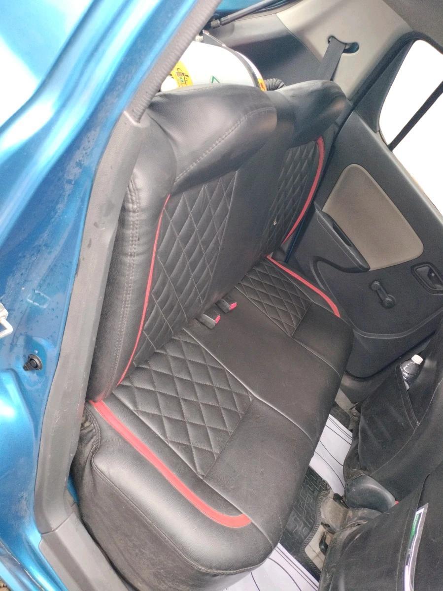 2014 Maruti Alto K10 LXI, CNG, Manual, 1,17,400 km, interior