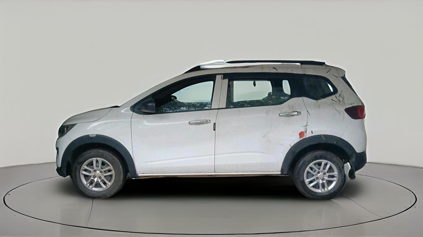 2022 Renault TRIBER RXL MT, Petrol, Manual, 91,597 km, exterior