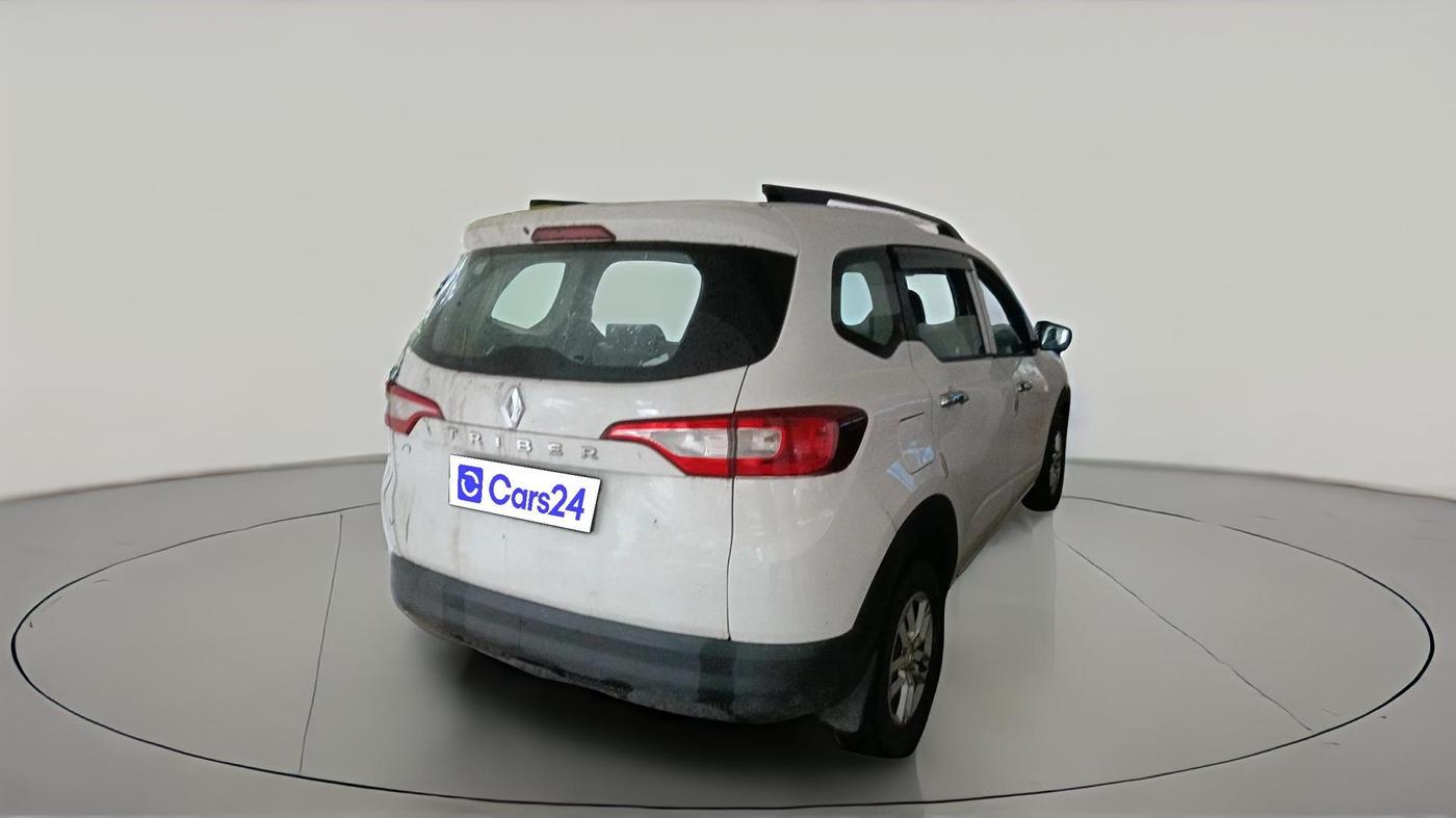 2022 Renault TRIBER RXL MT, Petrol, Manual, 91,597 km, exterior