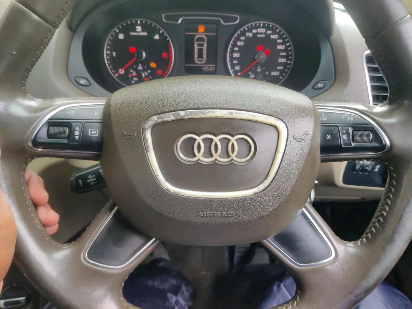 2014 Audi Q3 2.0 TDI MT S EDITION, Diesel, Manual, 91,439 km, interior