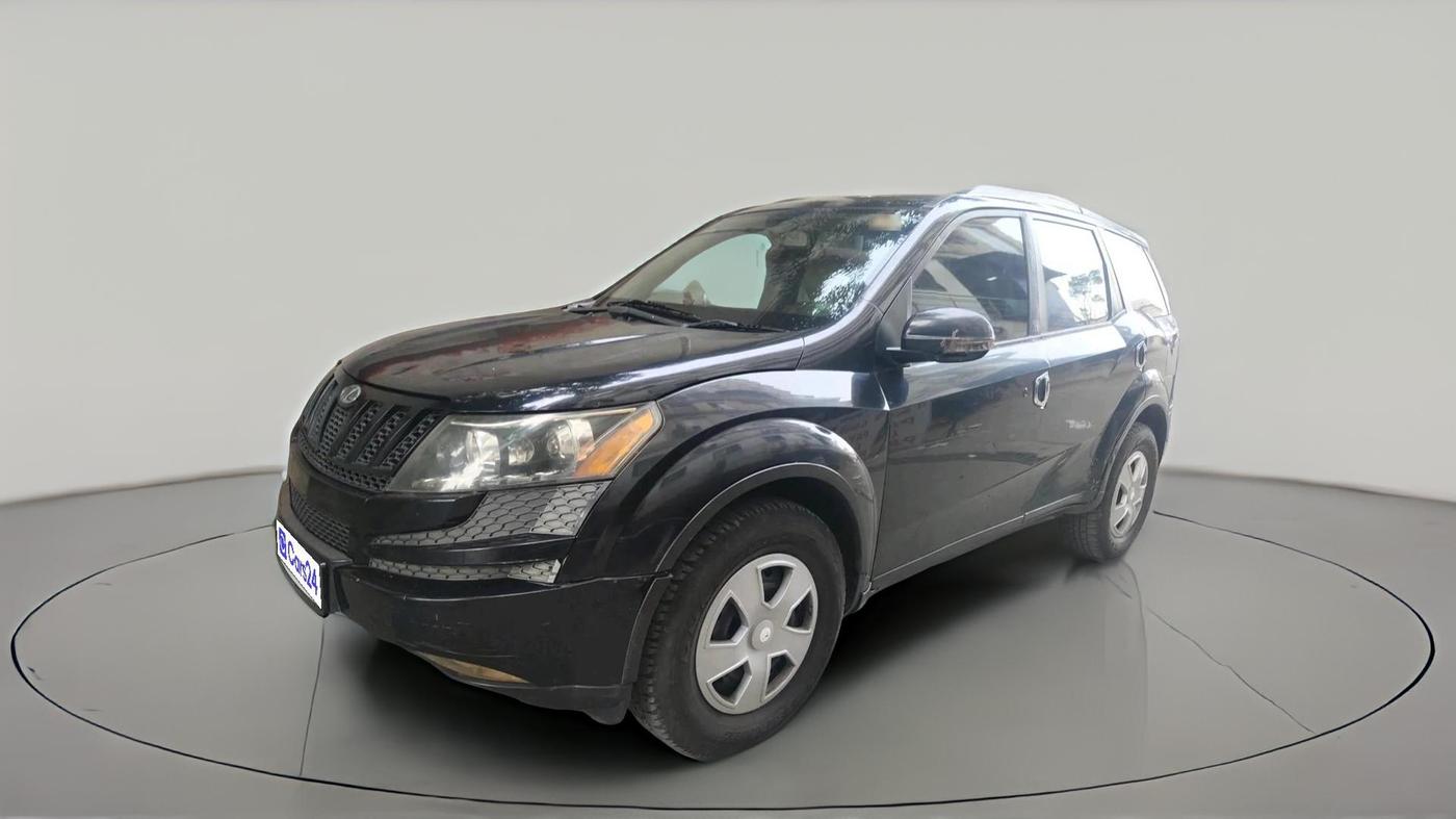 2015 Mahindra XUV500 W6, Diesel, Manual, 2,89,660 km, exterior