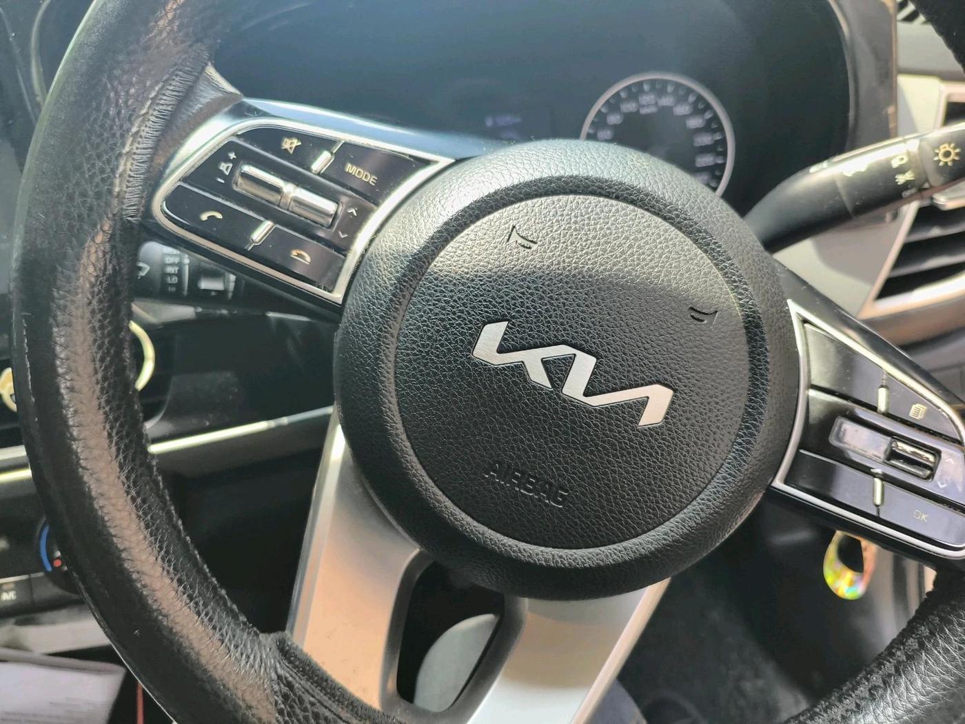2021 KIA SELTOS HTE 1.5 DIESEL, Diesel, Manual, 1,35,624 km, interior