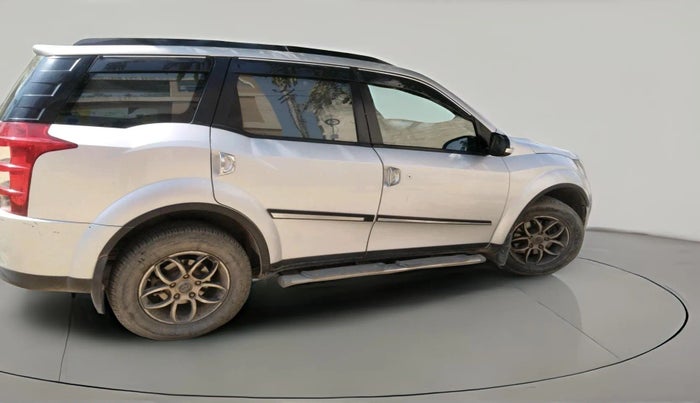 2014 Mahindra XUV500 W6, Diesel, Manual, 1,29,348 km, exterior