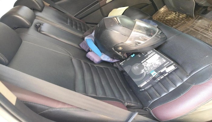 2014 Mahindra XUV500 W6, Diesel, Manual, 1,29,348 km, interior