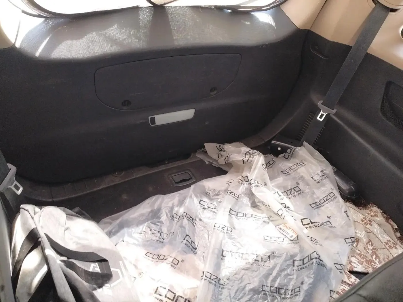 2014 Mahindra XUV500 W6, Diesel, Manual, 1,29,348 km, interior