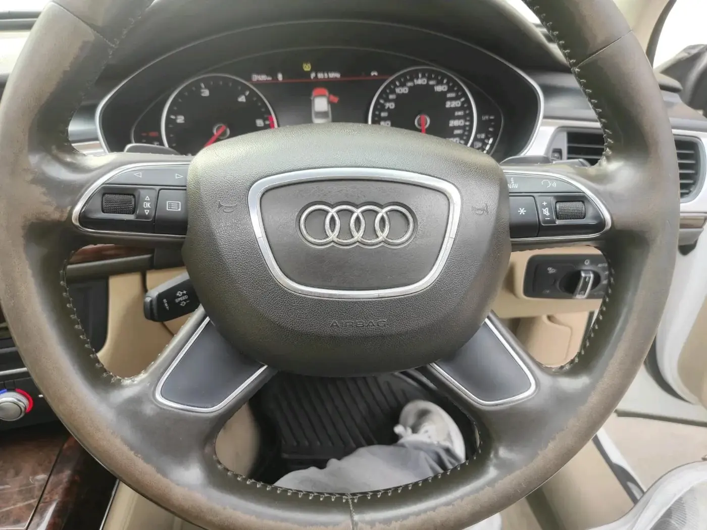 2012 Audi A6 2.0 TDI PREMIUM, Diesel, Automatic, 68,171 km, interior