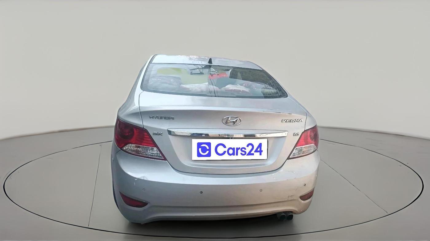2014 Hyundai Verna FLUIDIC 1.6 CRDI SX, Diesel, Manual, 89,000 km, exterior