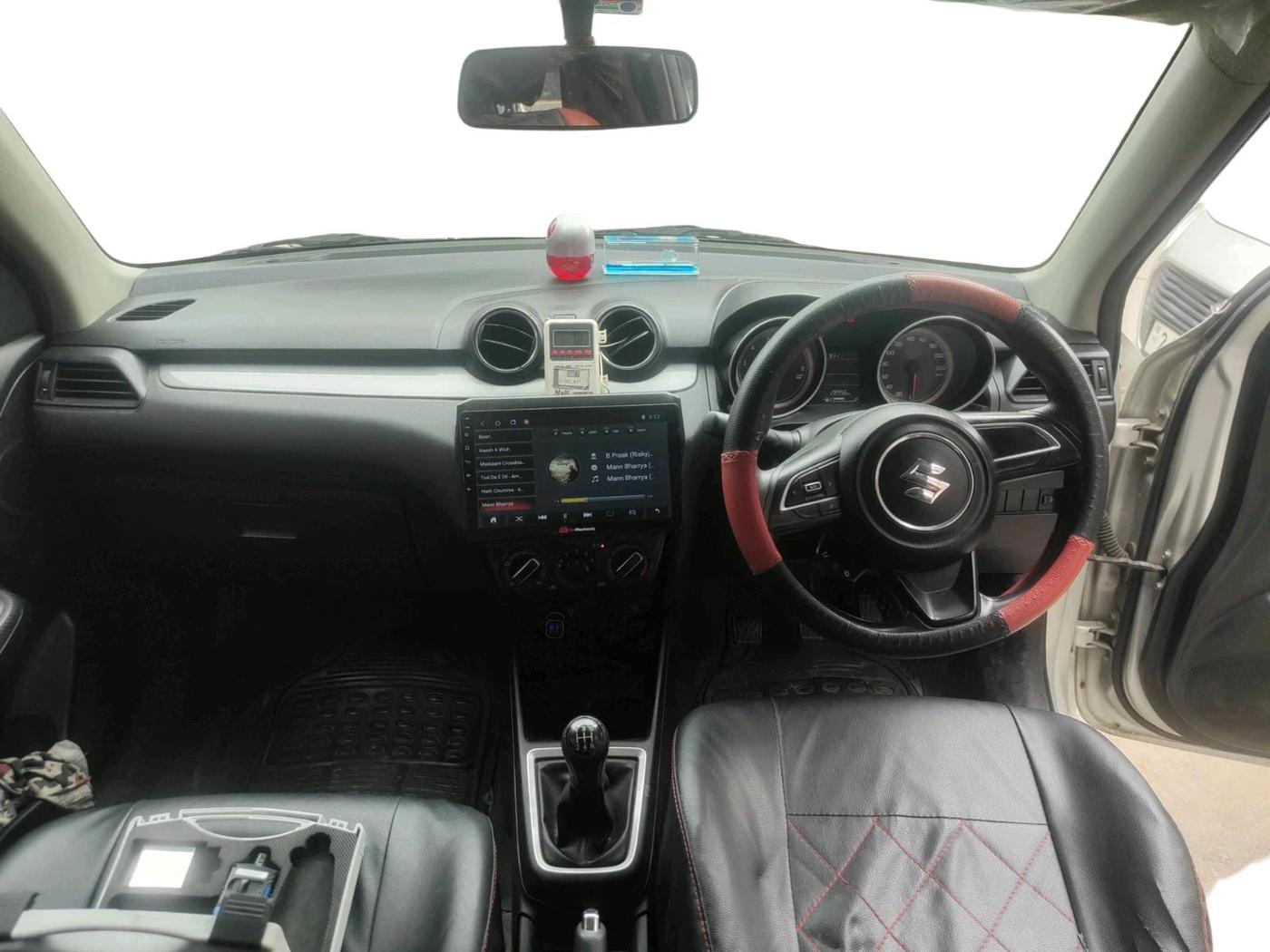 2020 Maruti Swift VXI, Petrol, Manual, 28,956 km, interior