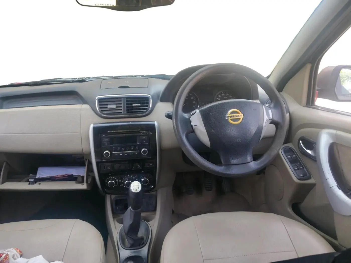 2013 Nissan Terrano XL (D), Diesel, Manual, 1,29,765 km, interior
