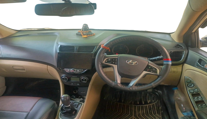 2014 Hyundai Verna FLUIDIC 1.6 CRDI SX, Diesel, Manual, 1,02,921 km, interior