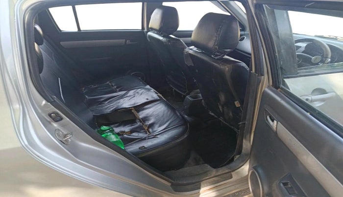 2011 Maruti Swift VDI, Diesel, Manual, 1,98,751 km, interior