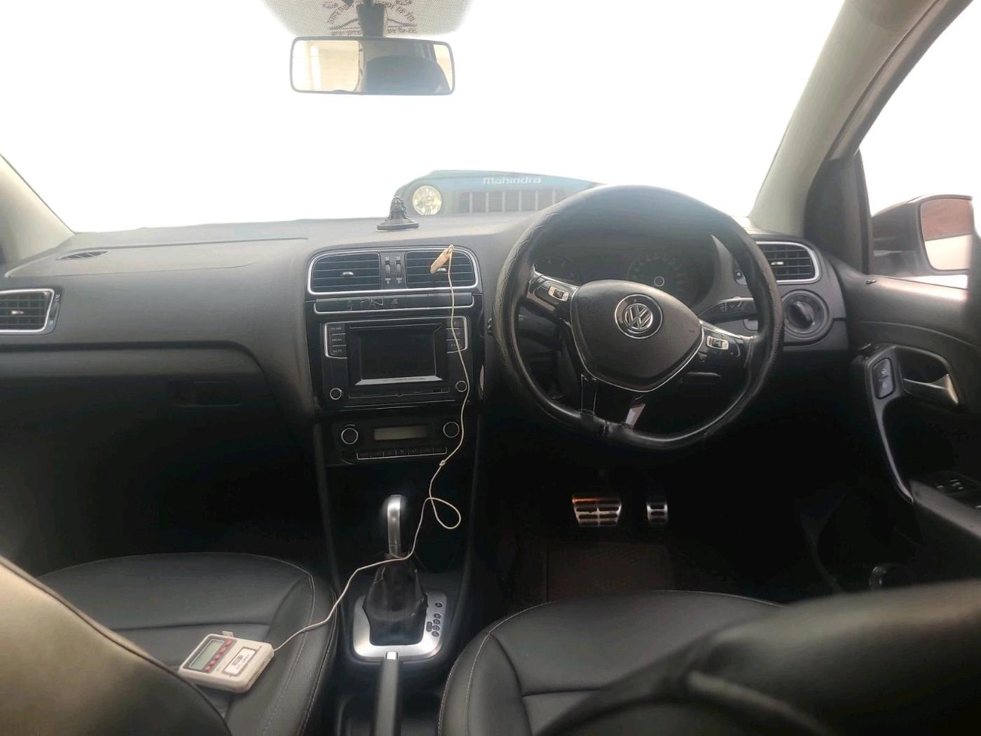 2017 Volkswagen Polo GT TSI AT, Petrol, Automatic, 1,34,873 km, interior