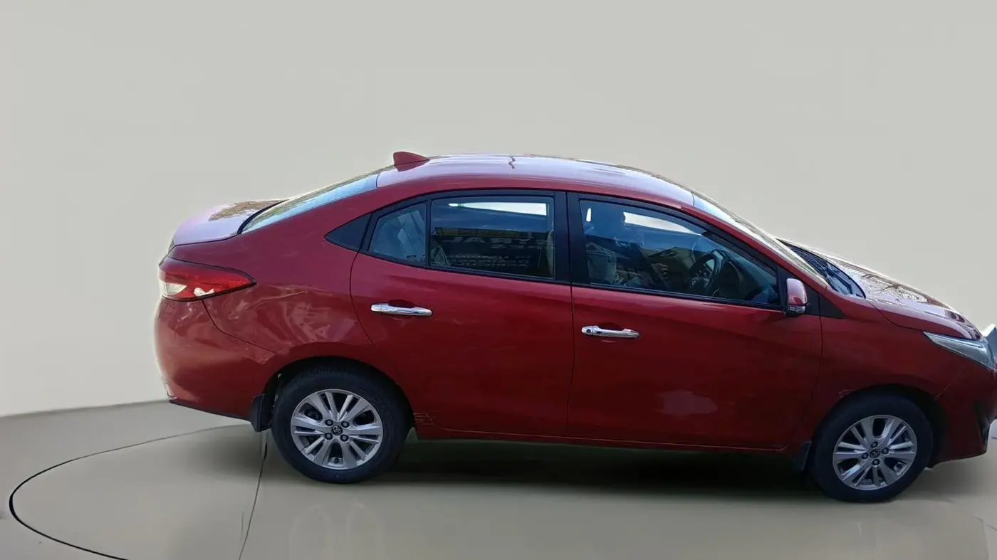 2018 Toyota YARIS VX CVT, Petrol, Automatic, 1,01,186 km, exterior