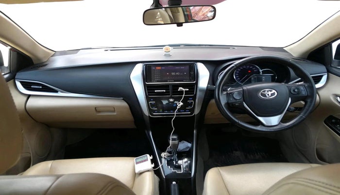 2018 Toyota YARIS VX CVT, Petrol, Automatic, 1,01,186 km, interior