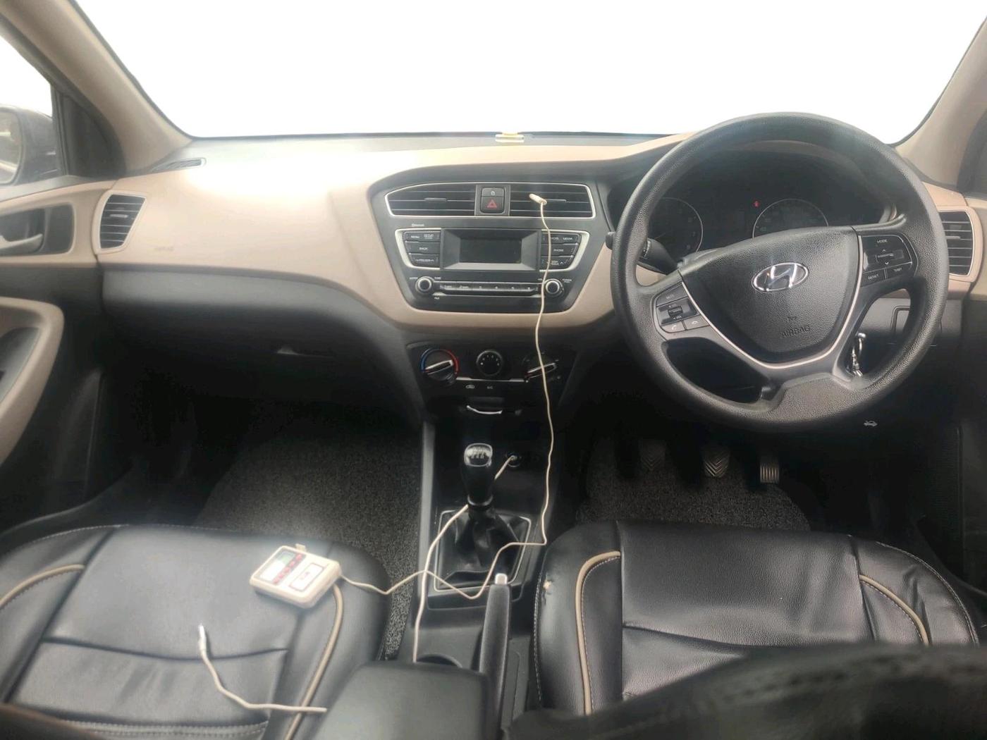 2019 Hyundai Elite i20 MAGNA PLUS 1.2, Petrol, Manual, 86,795 km, interior