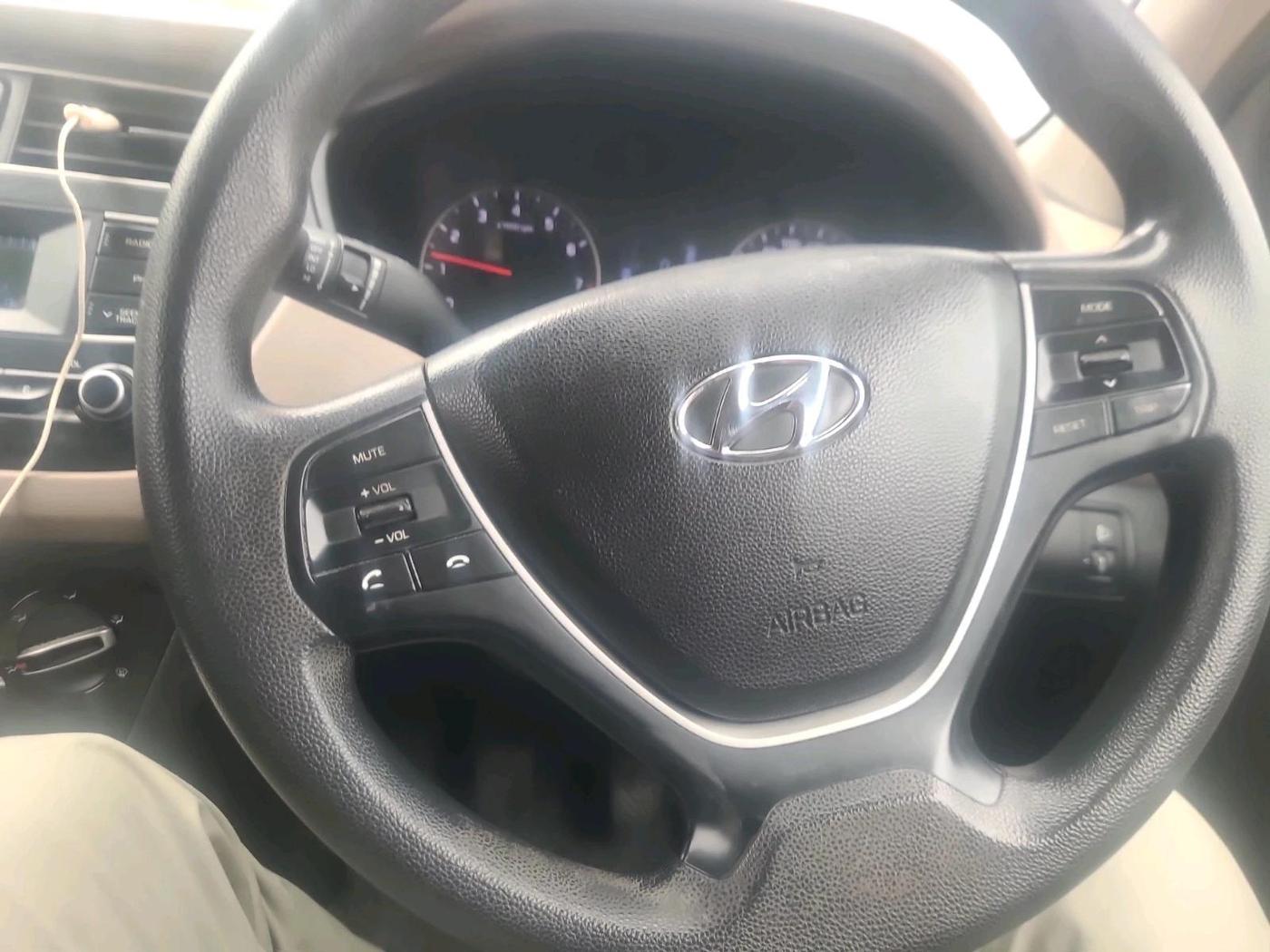 2019 Hyundai Elite i20 MAGNA PLUS 1.2, Petrol, Manual, 86,795 km, interior