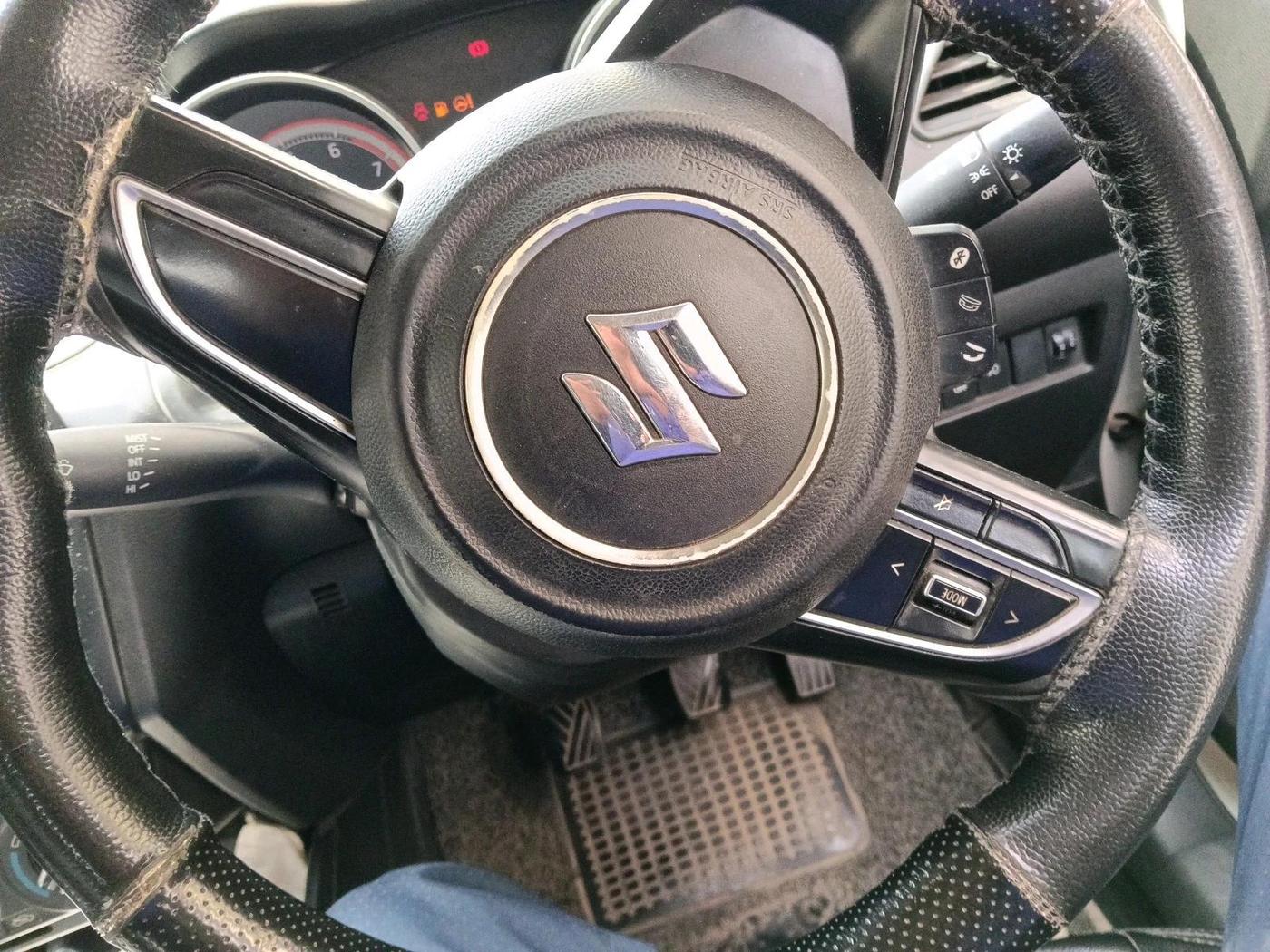 2022 Maruti Swift VXI, Petrol, Manual, 72,944 km, interior