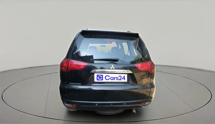 2013 Mitsubishi Pajero Sport 2.5 MT 4X4, Diesel, Manual, 1,32,831 km, exterior