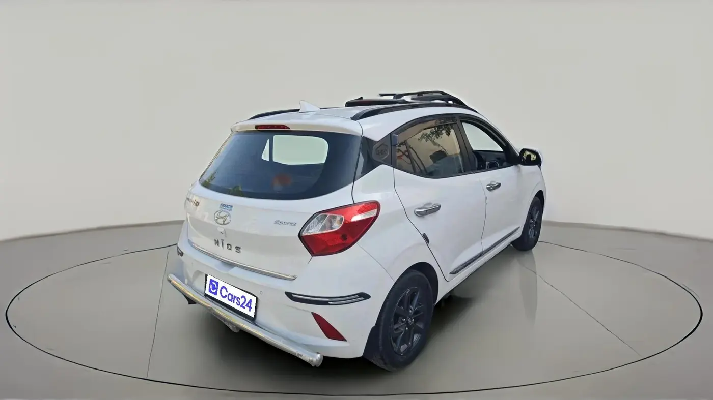 2022 Hyundai GRAND I10 NIOS SPORTZ 1.2 KAPPA VTVT, Petrol, Manual, 50,179 km, exterior