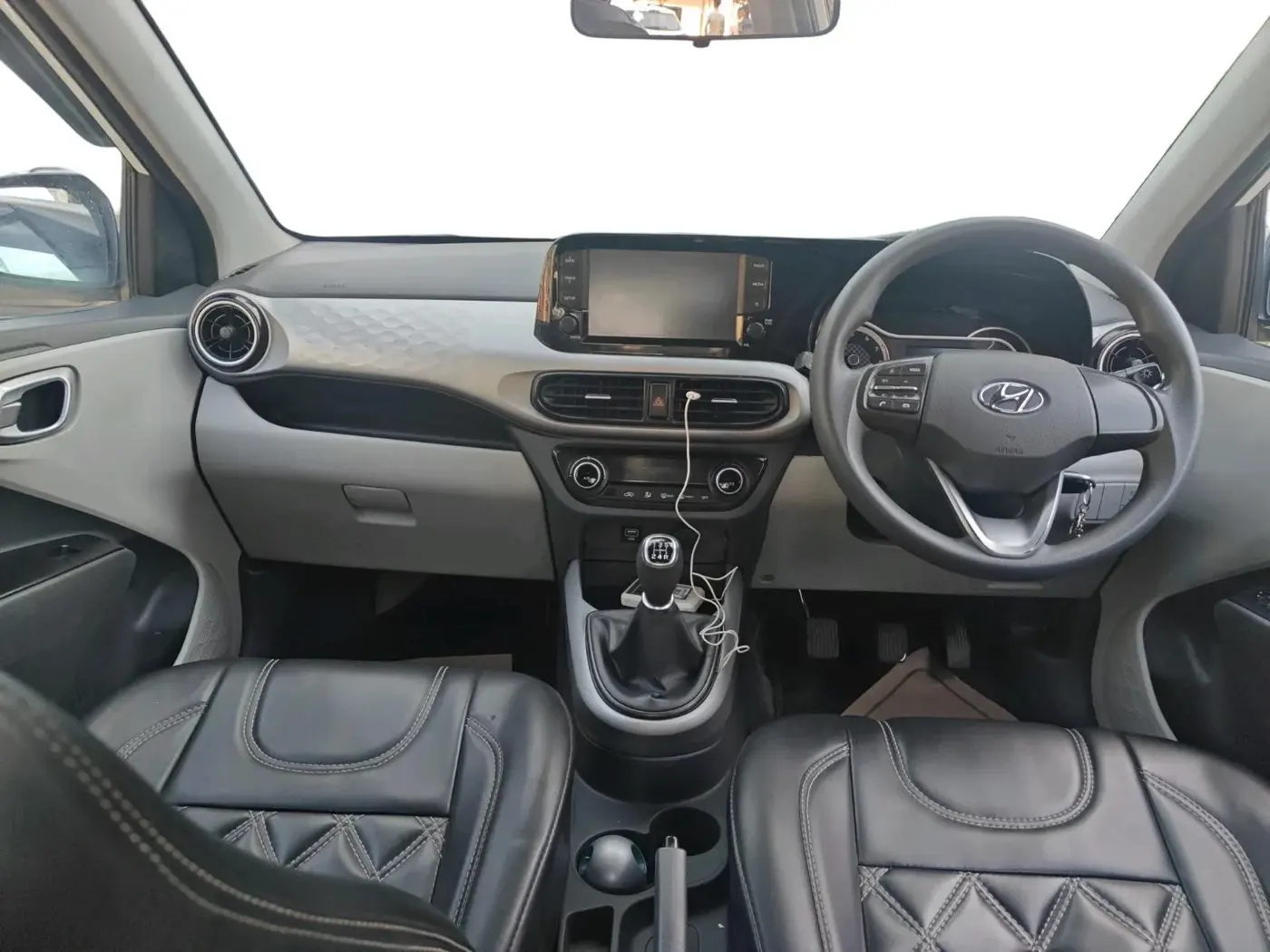 2022 Hyundai GRAND I10 NIOS SPORTZ 1.2 KAPPA VTVT, Petrol, Manual, 50,179 km, interior