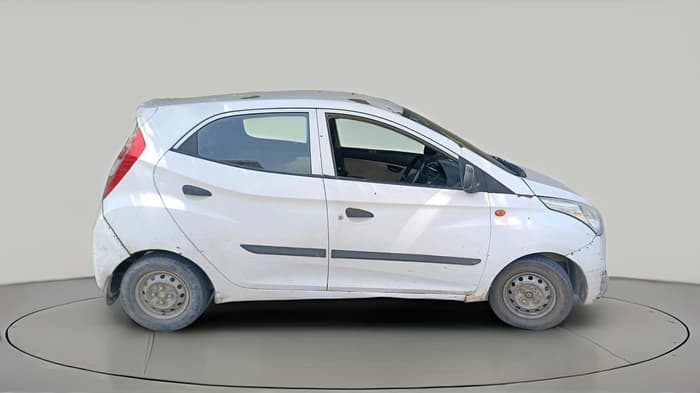 2015 Hyundai Eon ERA +, Petrol, Manual, 1,66,314 km, exterior