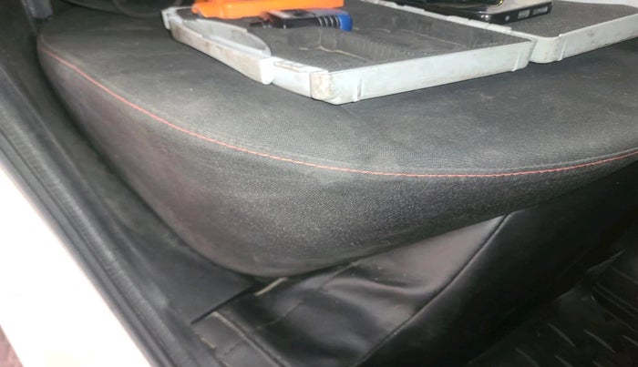 2022 Renault Kwid RXT 1.0 AMT (O), Petrol, Automatic, 53,058 km, interior