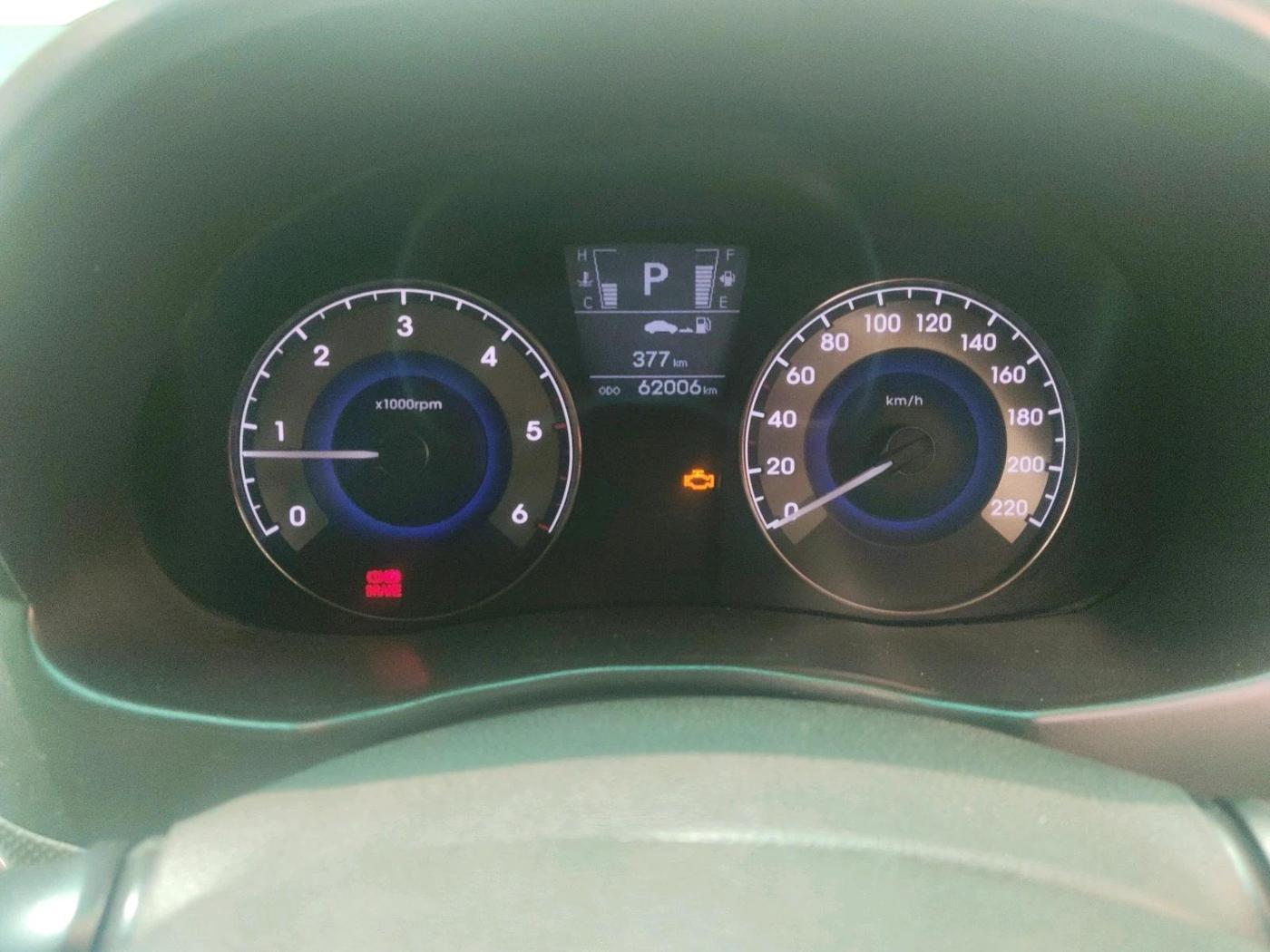 2014 Hyundai Verna FLUIDIC 1.6 CRDI SX OPT AT, Diesel, Automatic, 62,006 km, interior