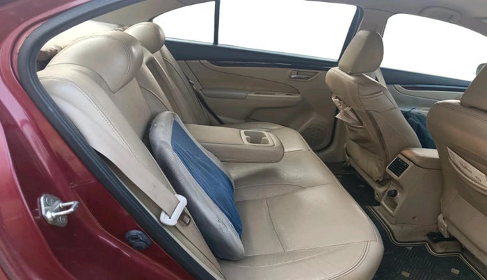 2015 Maruti Ciaz ZDI+, Diesel, Manual, 1,11,425 km, interior
