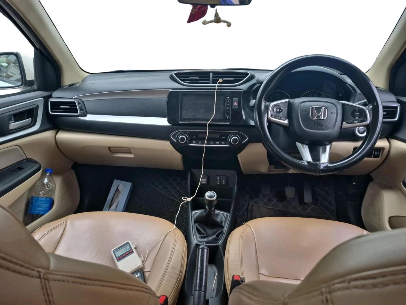 2021 Honda Amaze 1.5L I-DTEC VX, Diesel, Manual, 1,11,088 km, interior