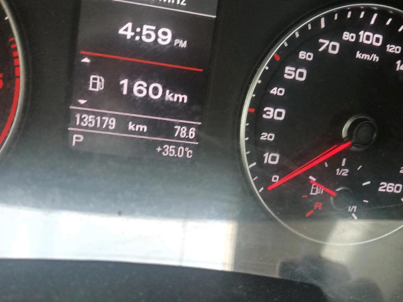 2014 Audi Q3 2.0 TDI QUATTRO, Diesel, Automatic, 1,35,179 km, interior