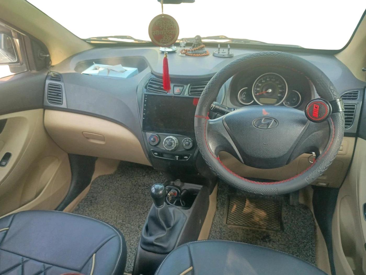 2018 Hyundai Eon MAGNA +, Petrol, Manual, 73,156 km, interior