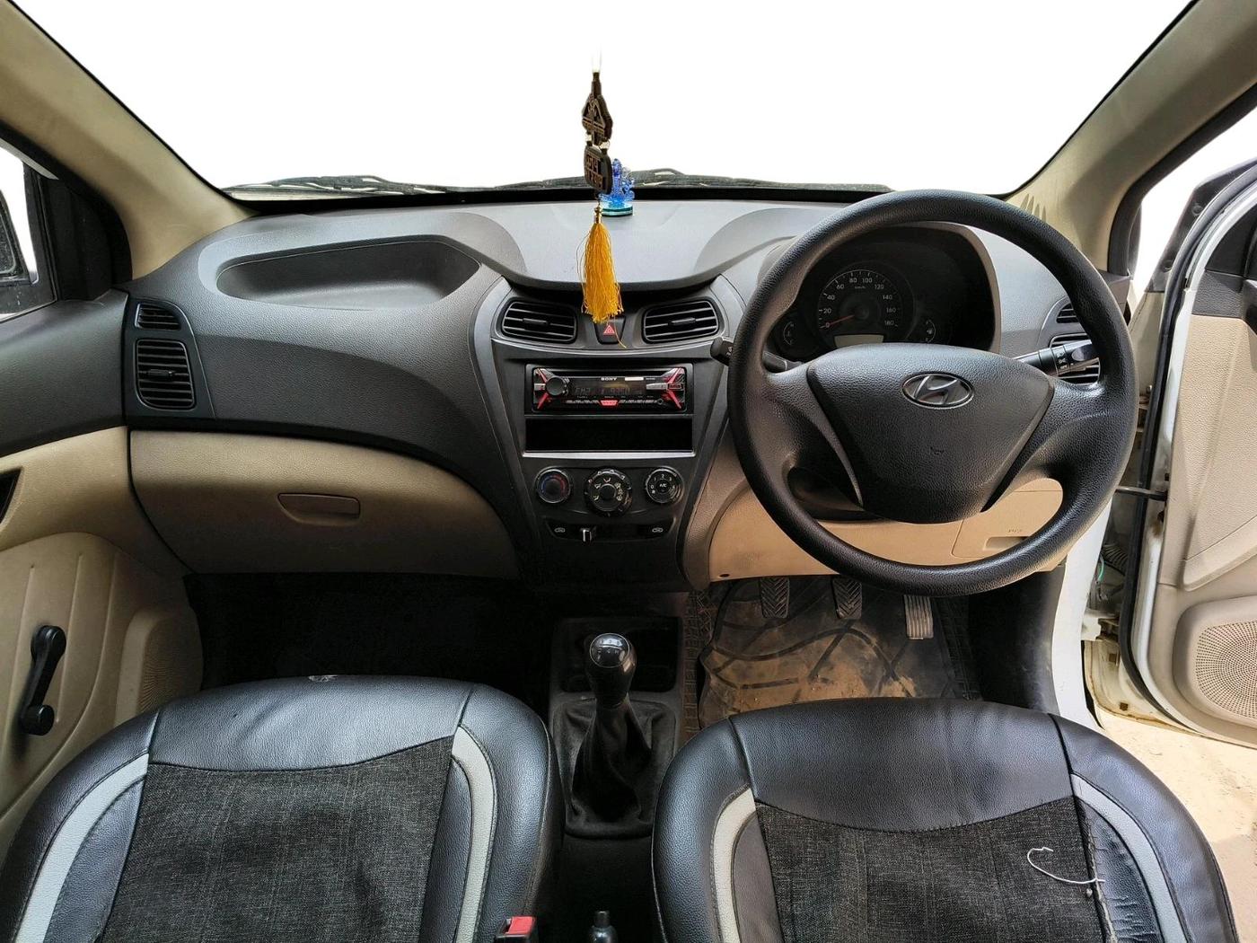 2014 Hyundai Eon D-LITE, Petrol, Manual, 86,259 km, interior