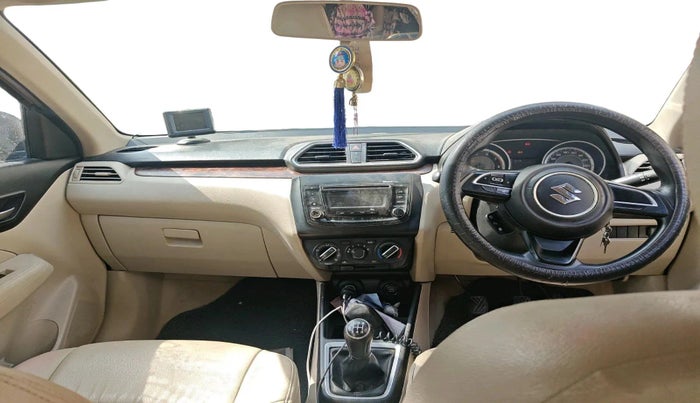 2017 Maruti Dzire VXI, CNG, Manual, 1,27,829 km, interior