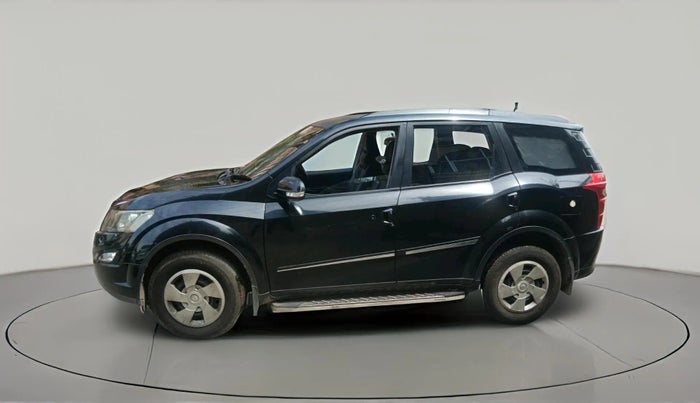 2017 Mahindra XUV500 W6 AT, Diesel, Automatic, 1,13,259 km, exterior