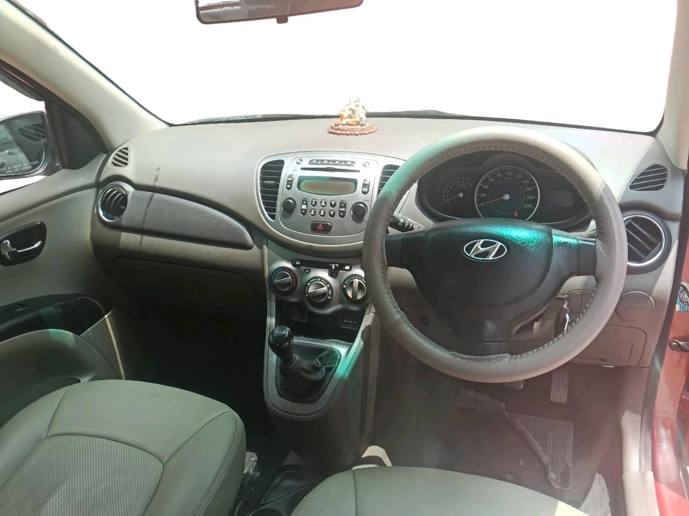 2011 Hyundai i10 SPORTZ 1.2, Petrol, Manual, 92,640 km, interior