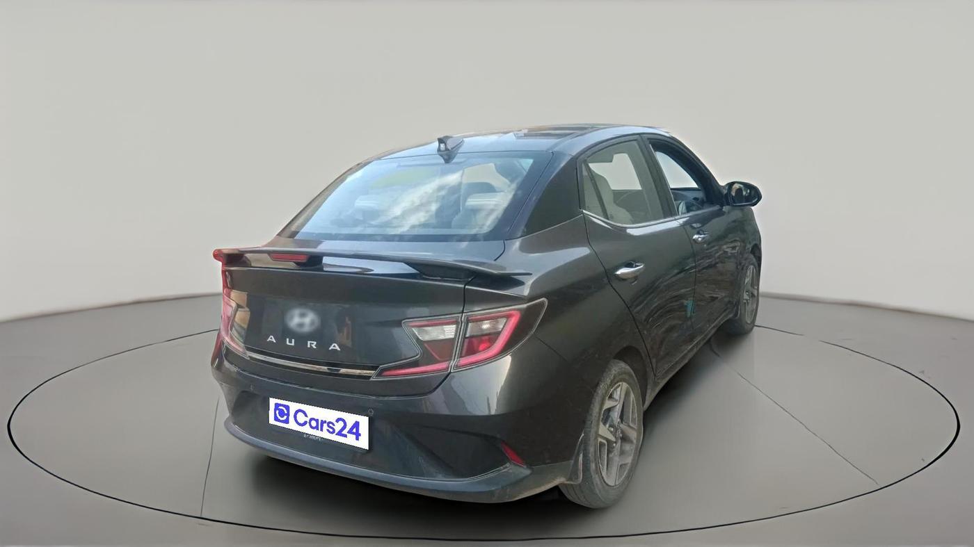 2024 Hyundai AURA SX 1.2 CNG, CNG, Manual, 43,469 km, exterior