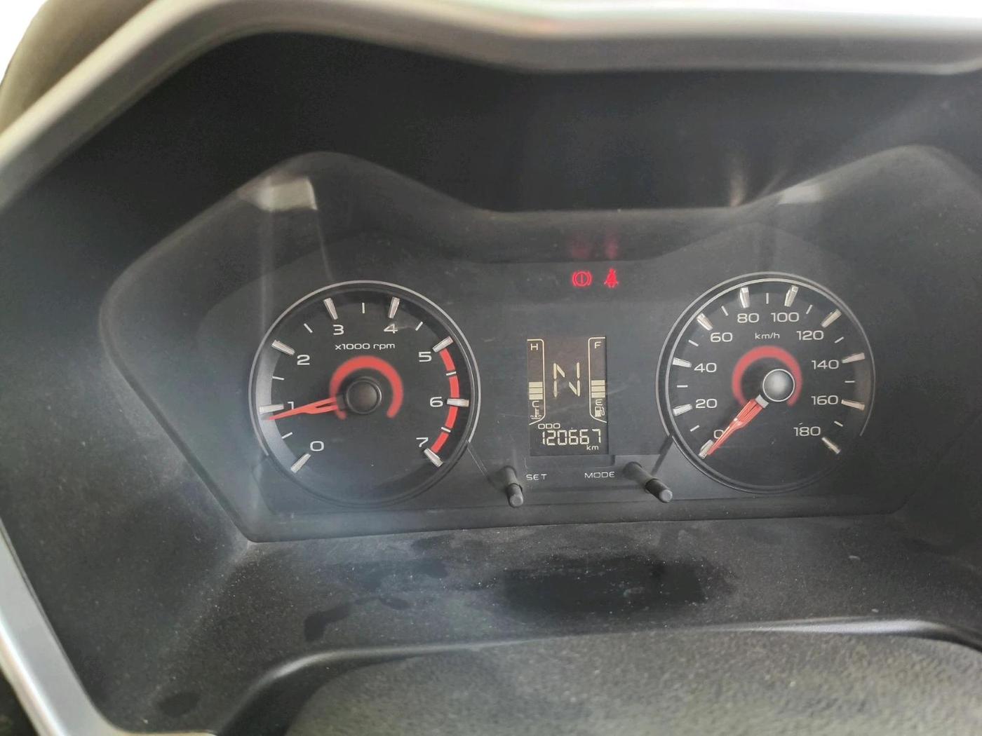 2016 Mahindra Kuv100 K6 D 6 STR, Diesel, Manual, 1,20,667 km, interior