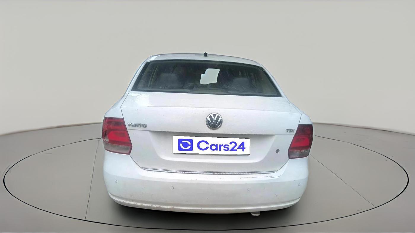 2015 Volkswagen Vento HIGHLINE DIESEL 1.5, Diesel, Manual, 1,66,801 km, exterior