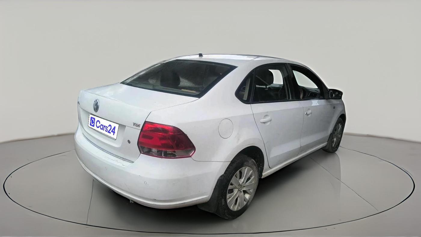2015 Volkswagen Vento HIGHLINE DIESEL 1.5, Diesel, Manual, 1,66,801 km, exterior