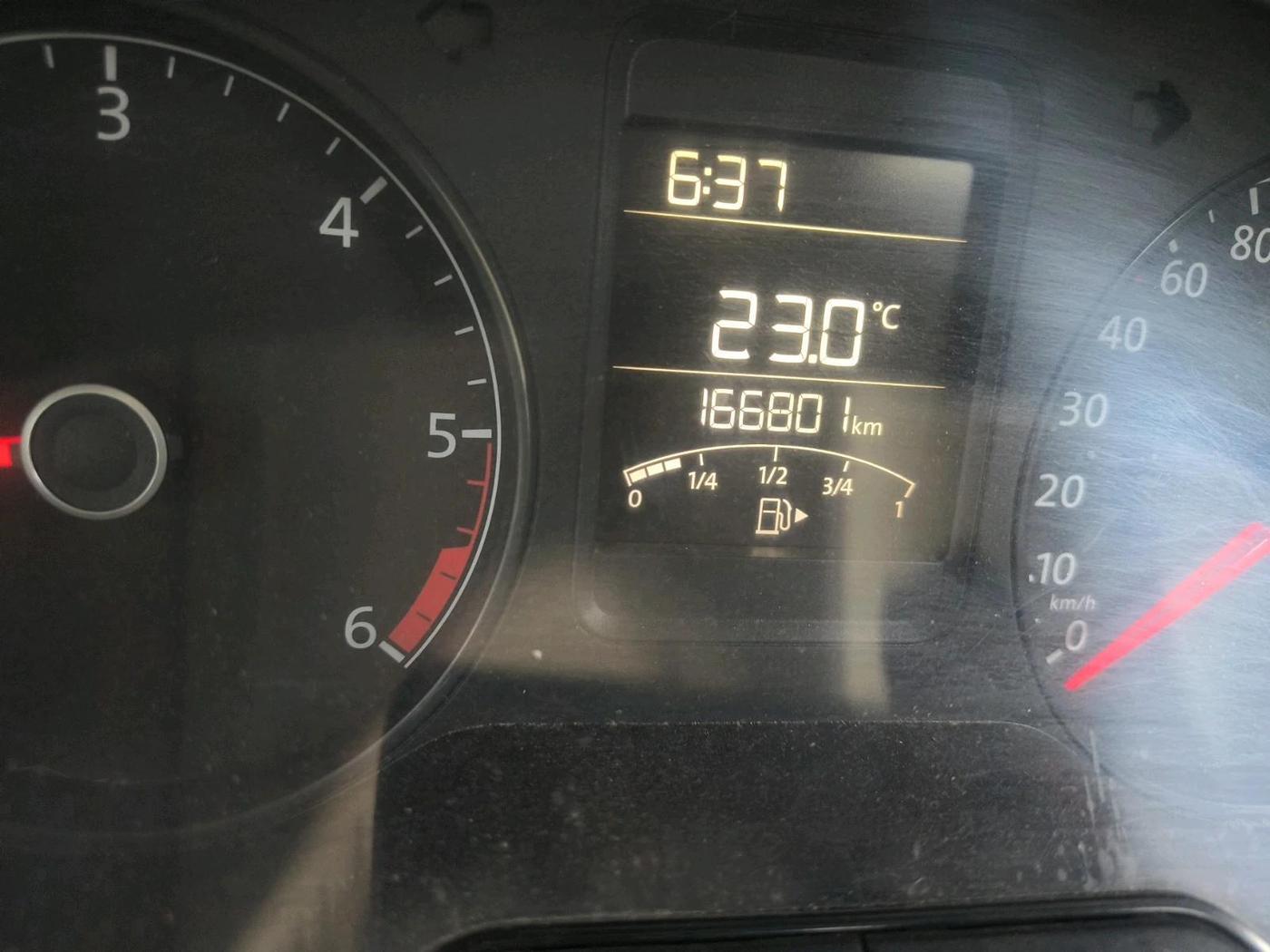 2015 Volkswagen Vento HIGHLINE DIESEL 1.5, Diesel, Manual, 1,66,801 km, interior