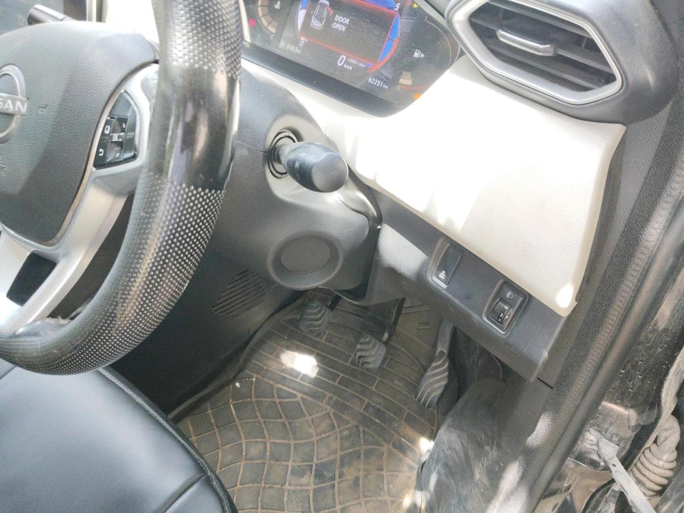 2023 Nissan MAGNITE XV MT, Petrol, Manual, 62,251 km, interior
