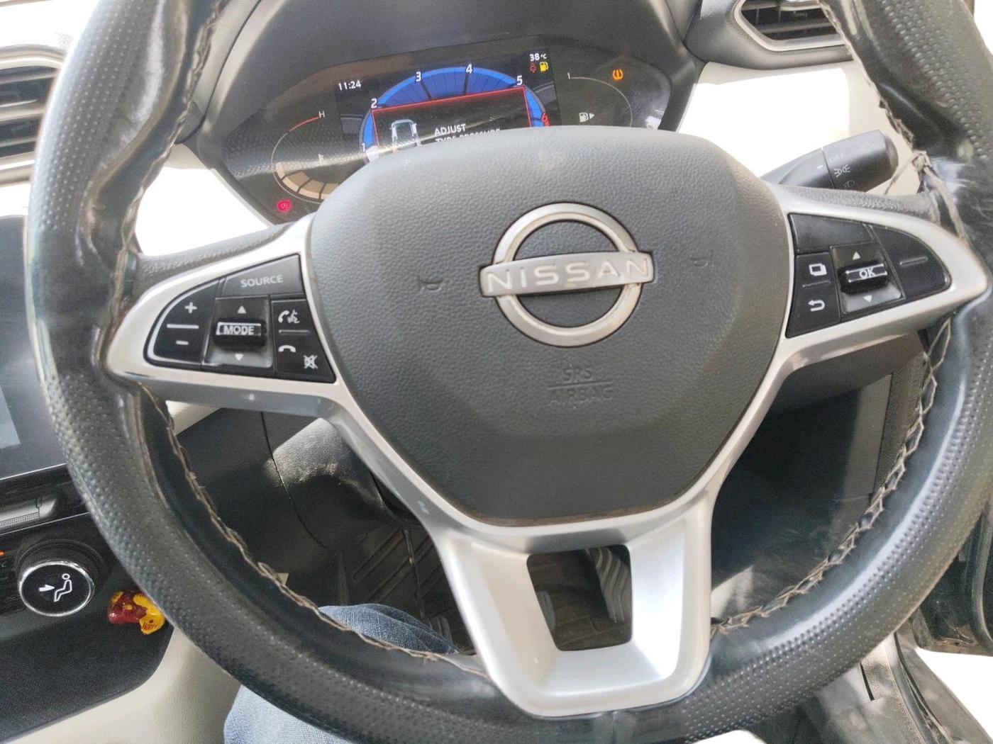 2023 Nissan MAGNITE XV MT, Petrol, Manual, 62,251 km, interior
