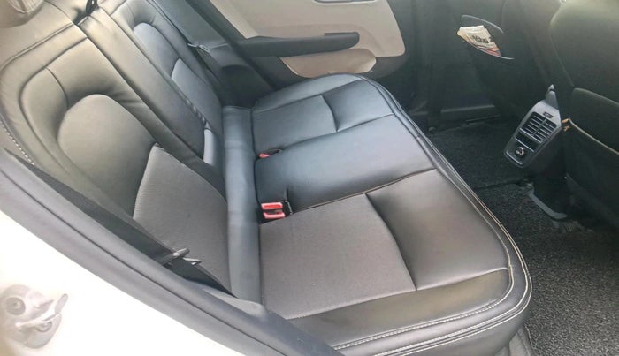2022 Tata ALTROZ XZ PETROL, Petrol, Manual, 33,091 km, interior
